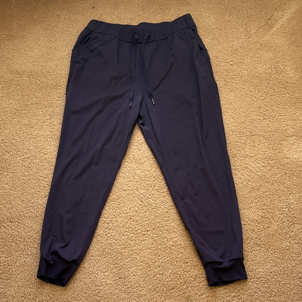 Navy Blue Petite Women's 7/8 Joggers with Pockets